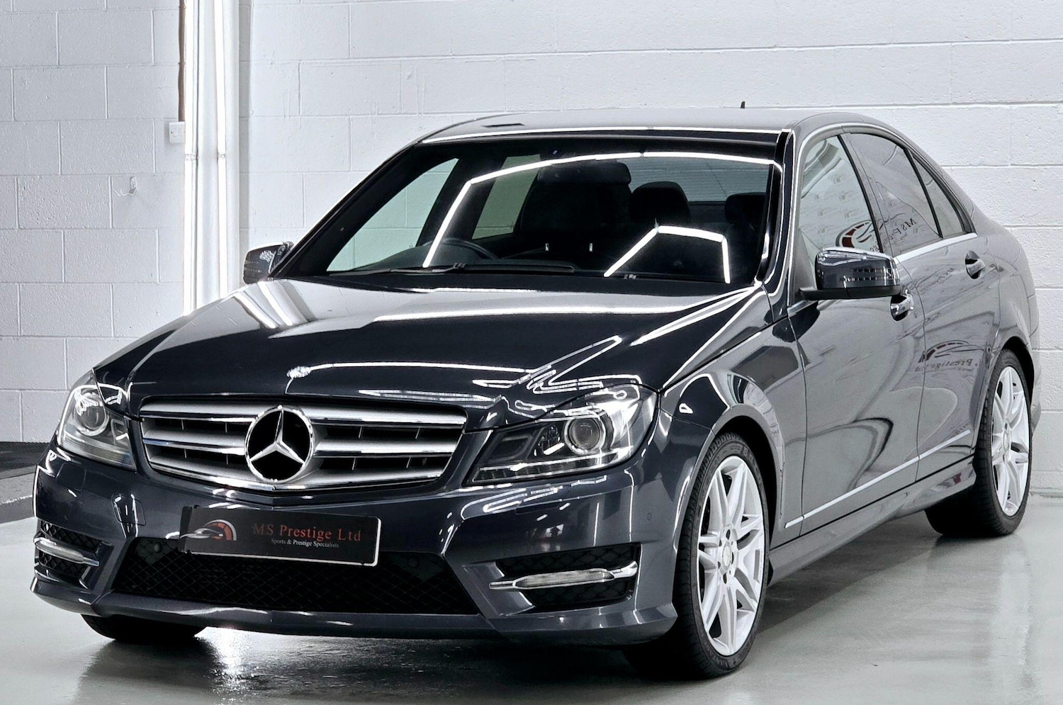 Used Mercedes-Benz C Class 2012 for sale - 76585289: Photo 4