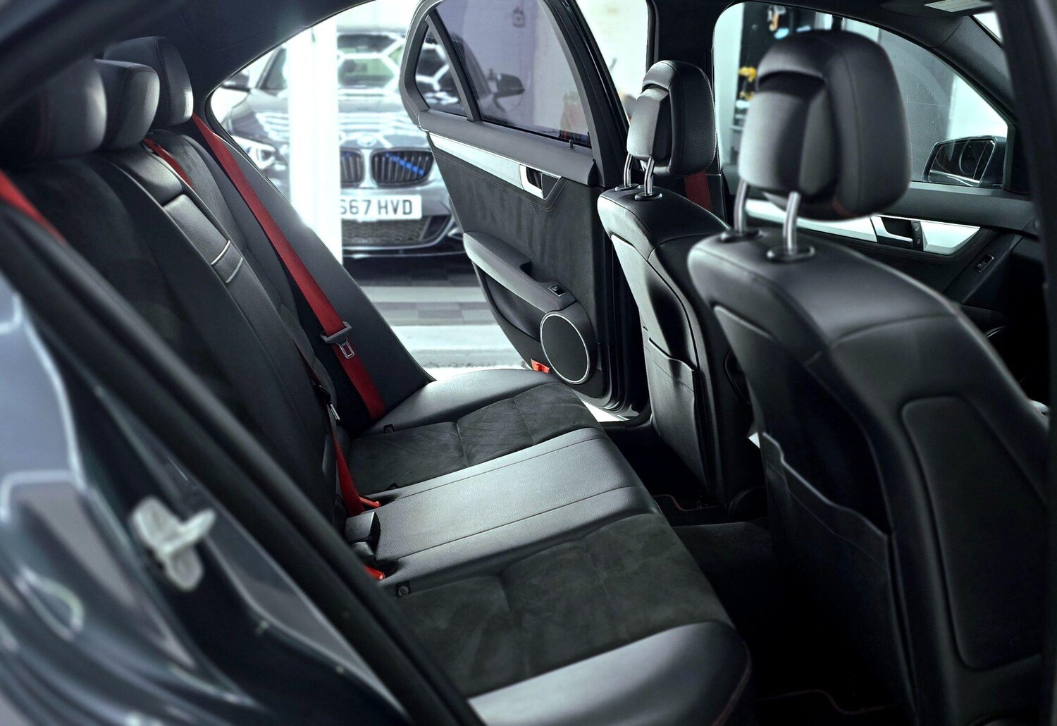 Used Mercedes-Benz C Class 2012 for sale - 76585289: Photo 46