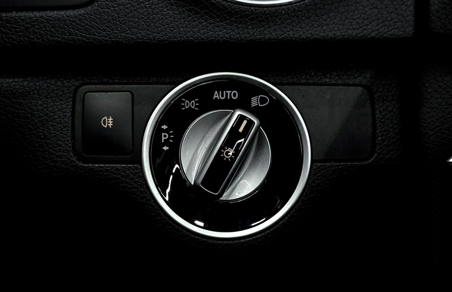 Used Mercedes-Benz C Class 2012 for sale - 76585289: Photo 50