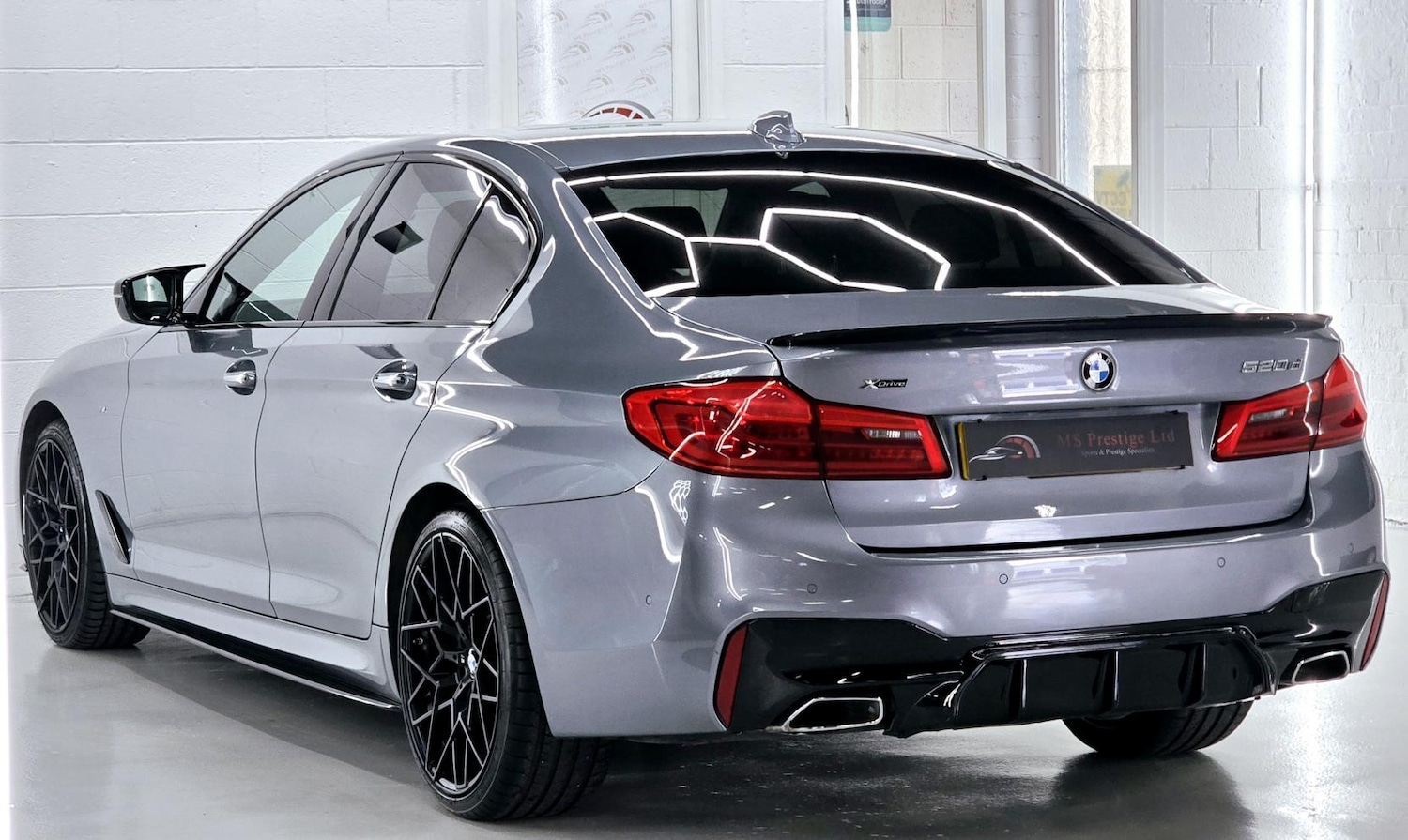 Used BMW 5 Series 2018 for sale - 77884916: Photo 11