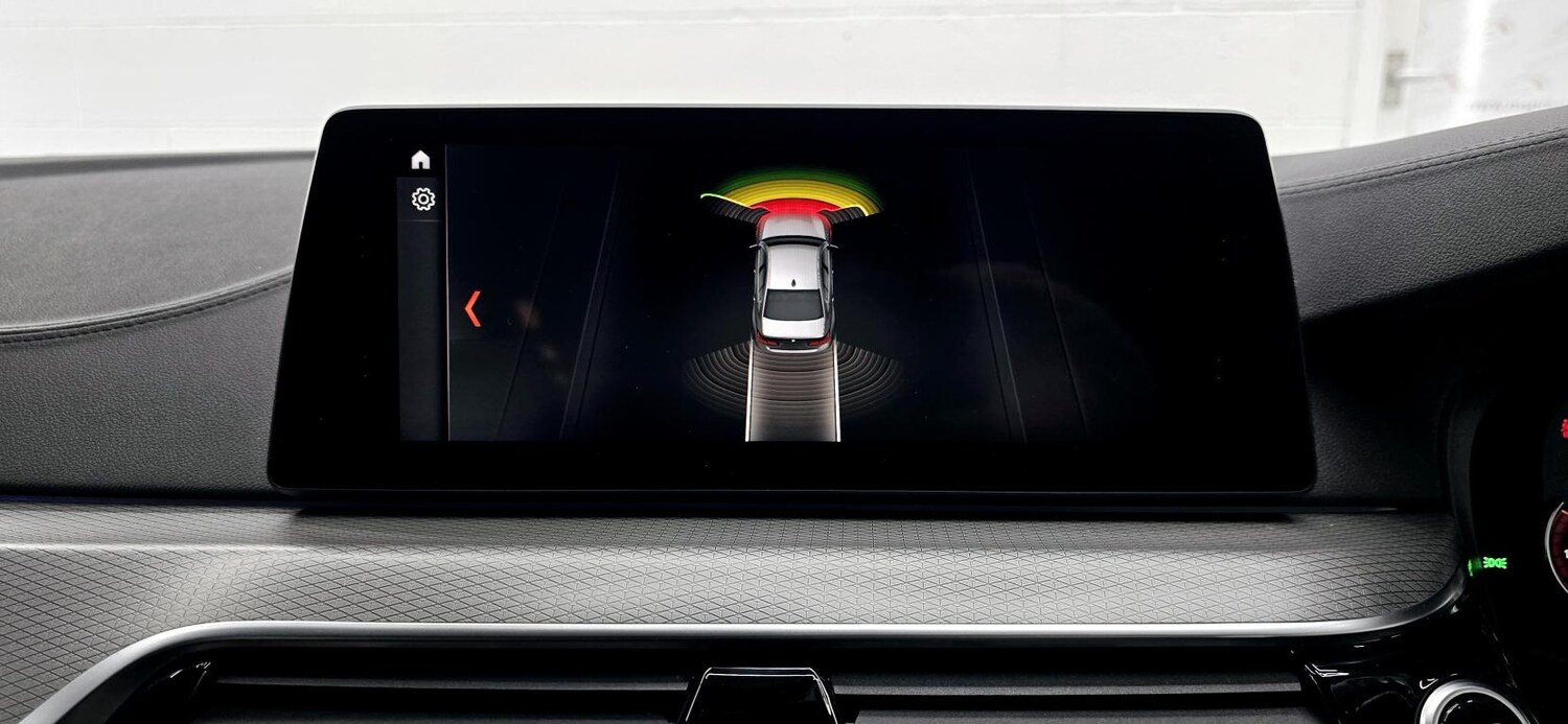 Used BMW 5 Series 2018 for sale - 77884916: Photo 40