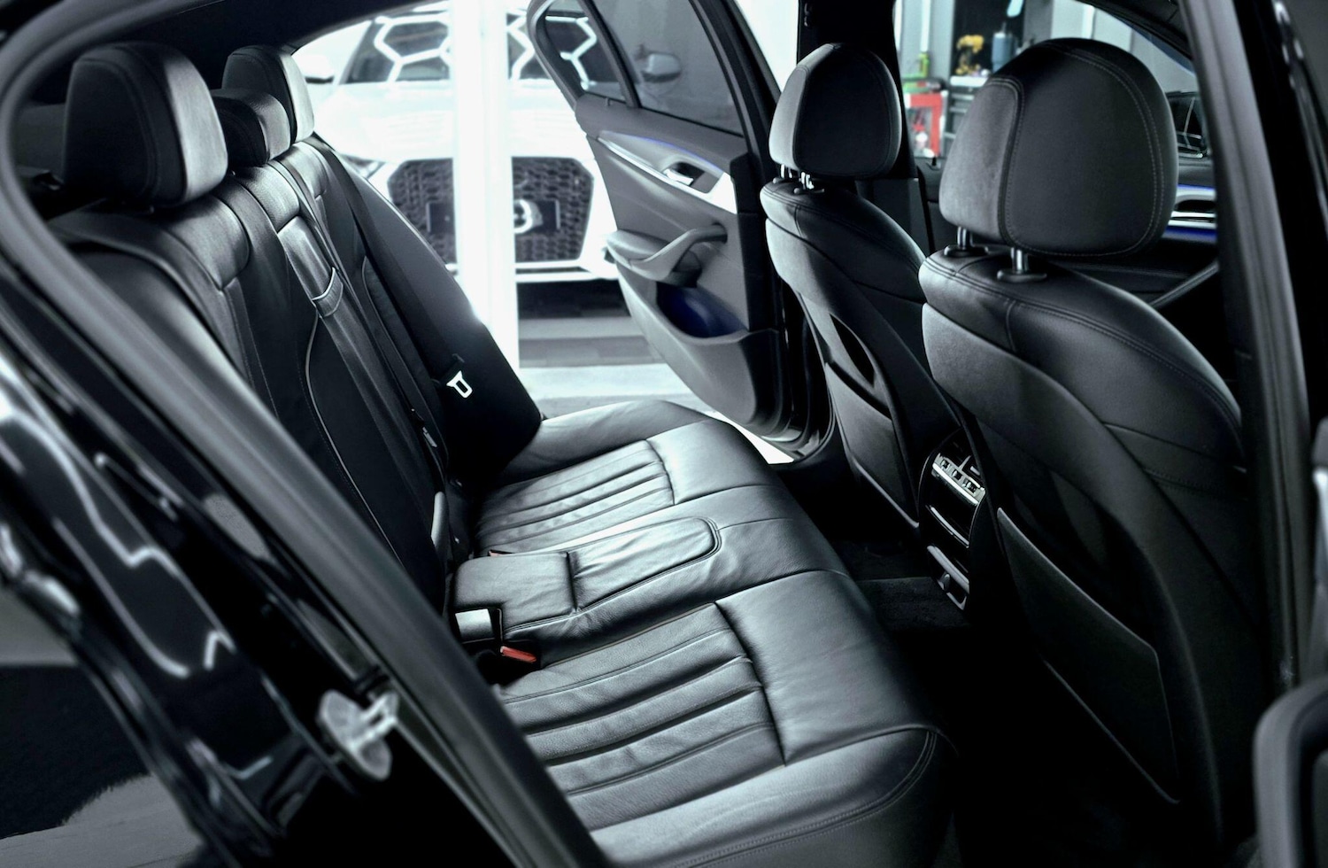 Used BMW 5 Series for sale - 76424569: Photo 57