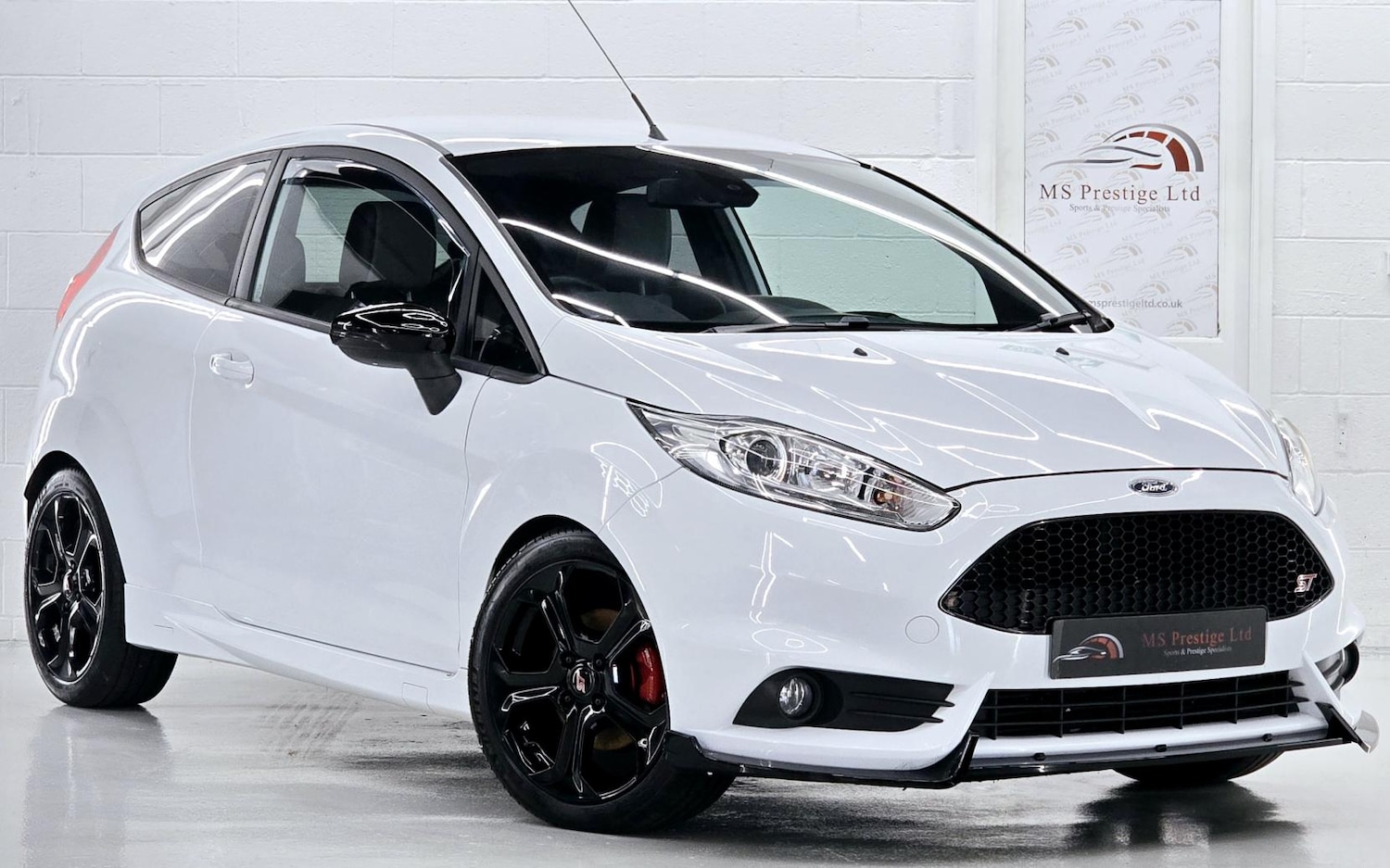 Used Ford Fiesta 2015 for sale - 77755186: Photo 2