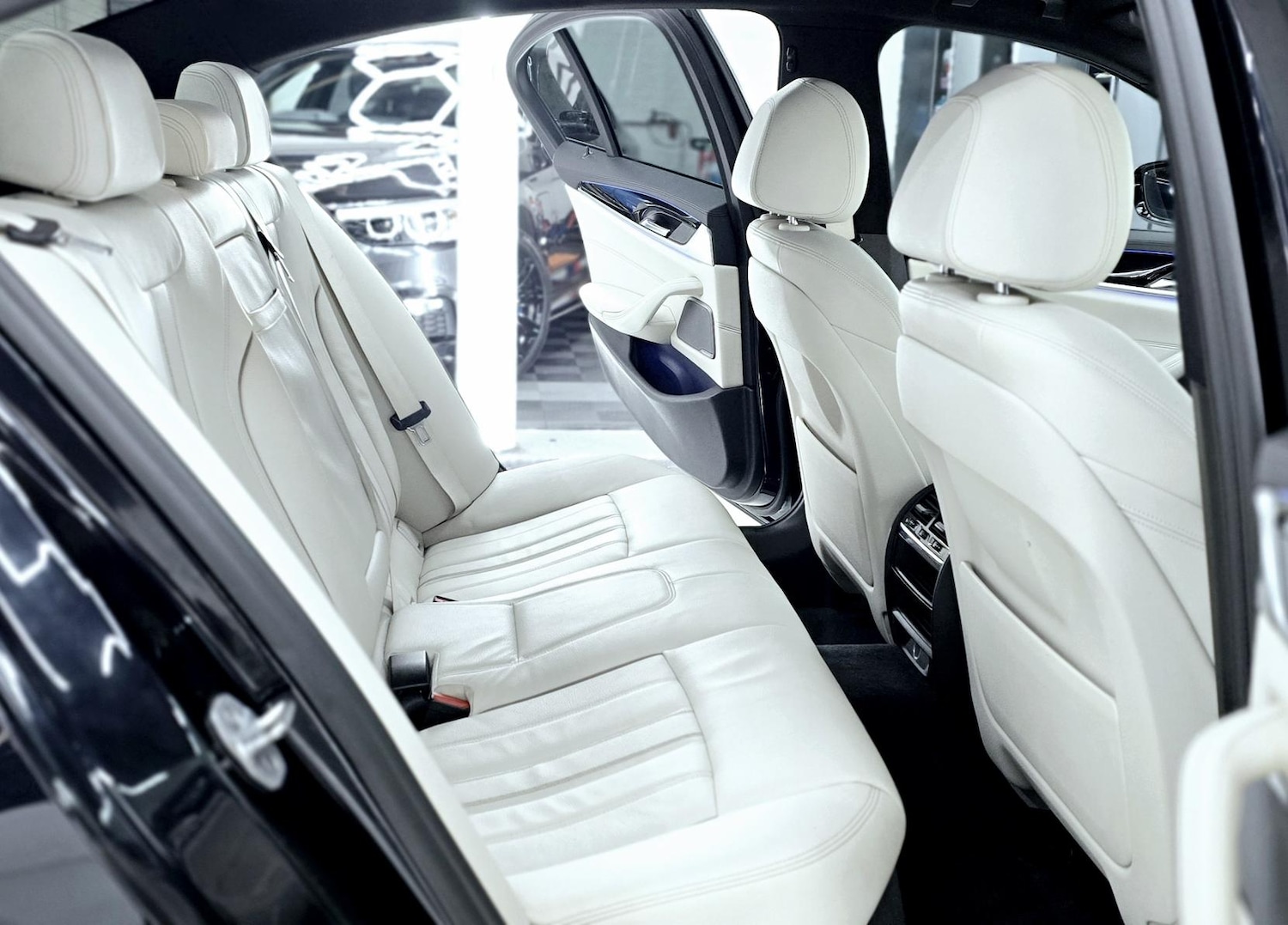 Used BMW 5 Series 2018 for sale - 77371091: Photo 51