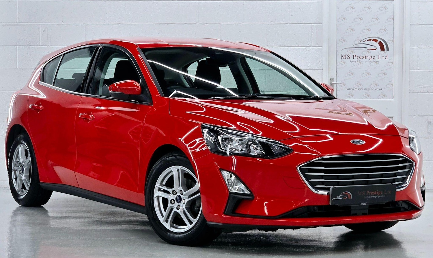 Used Ford Focus 2020 for sale - 76318072: Photo 2