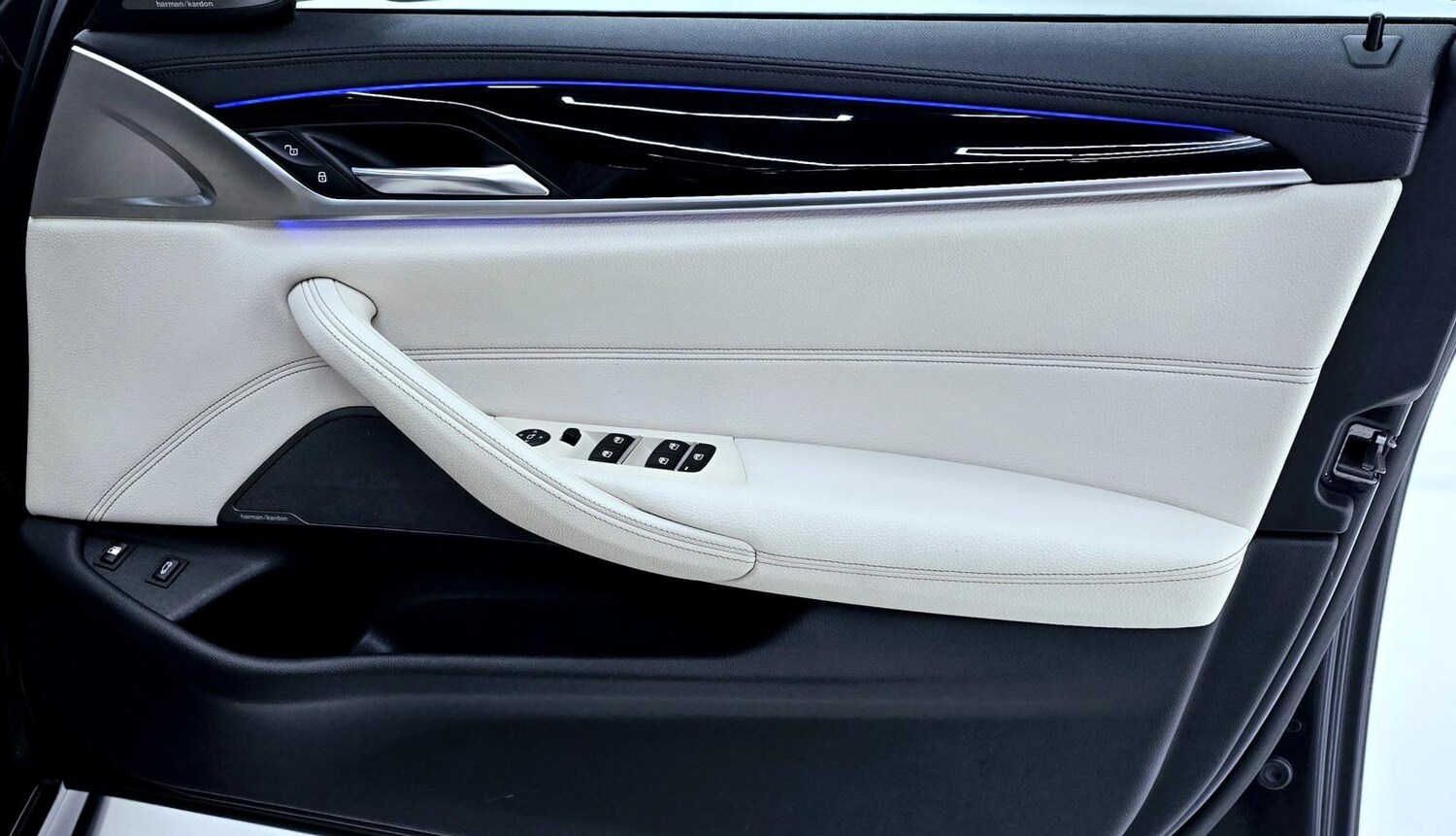 Used BMW 5 Series 2018 for sale - 77884915: Photo 53