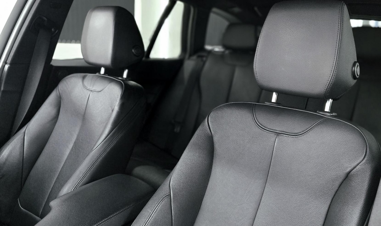 Used BMW 3 Series 2015 for sale - 77896098: Photo 44