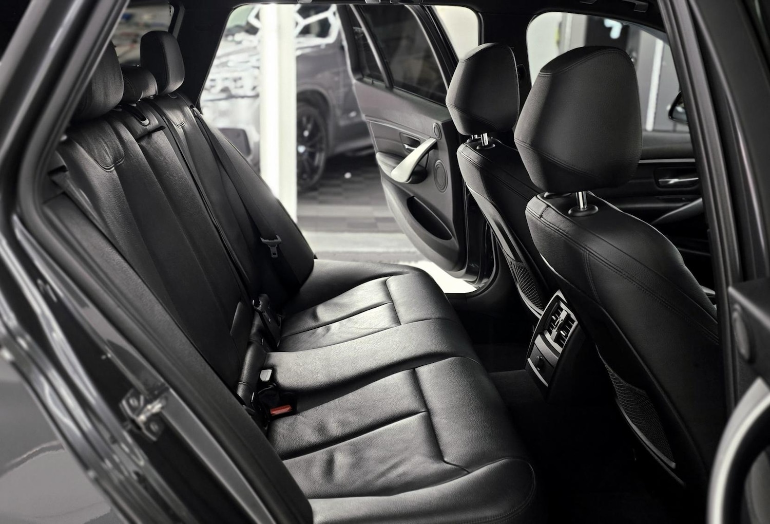 Used BMW 3 Series 2015 for sale - 77896098: Photo 45