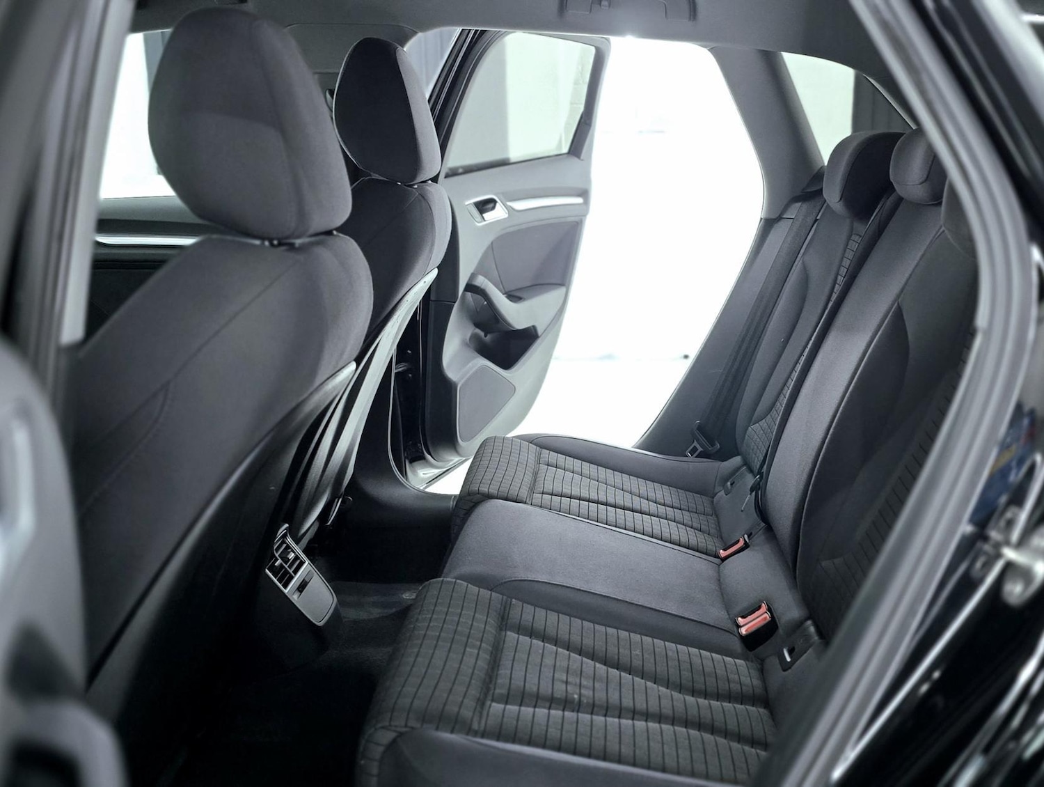 Used Audi A3 2017 for sale - 76975869: Photo 51