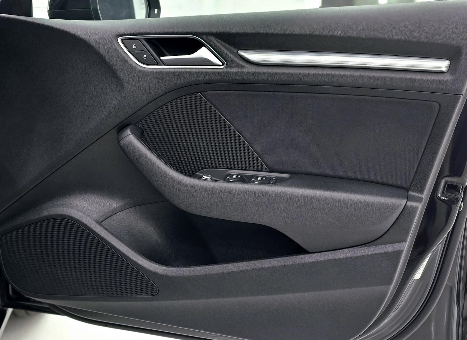 Used Audi A3 2017 for sale - 76975869: Photo 53