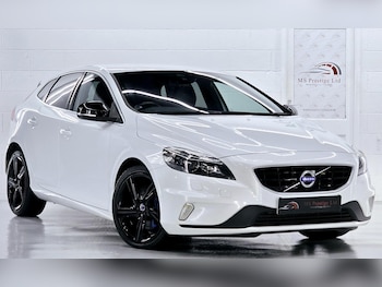 Used Volvo V40 2015 for sale - 77166682: Photo