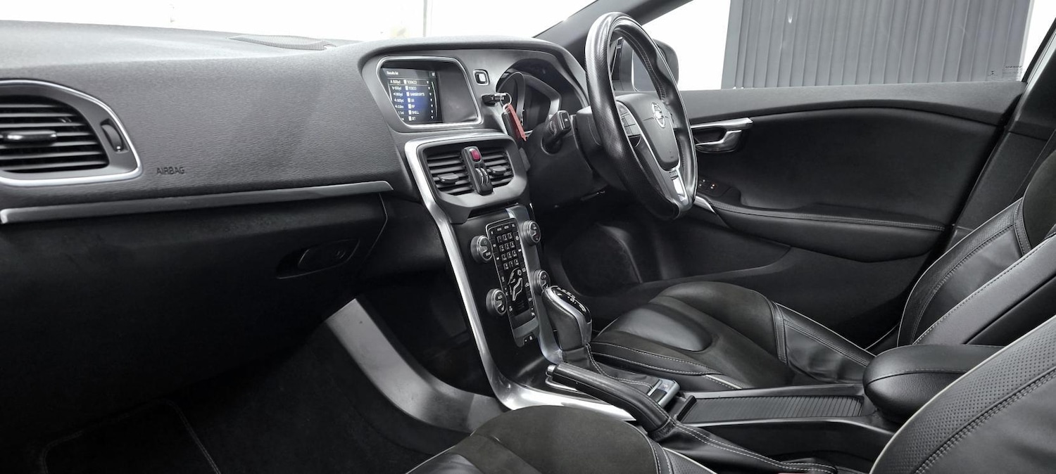 Used Volvo V40 for sale - 77166682: Photo 25