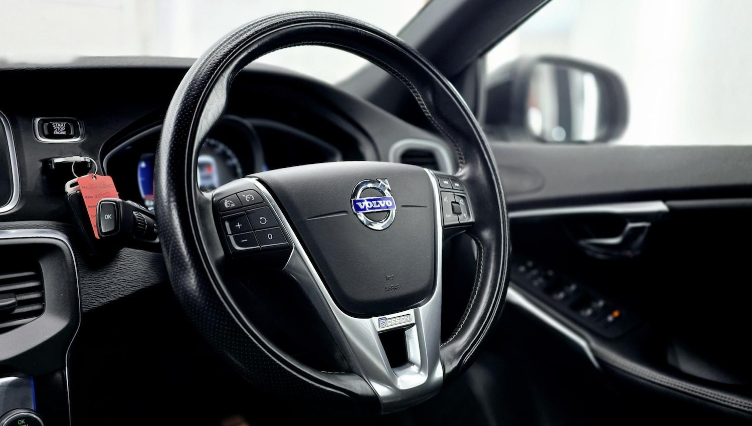 Used Volvo V40 for sale - 77166682: Photo 27