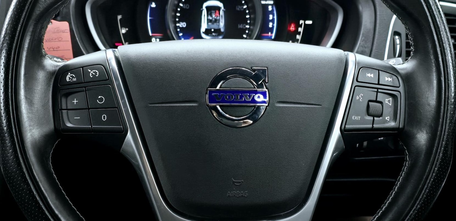 Used Volvo V40 for sale - 77166682: Photo 28