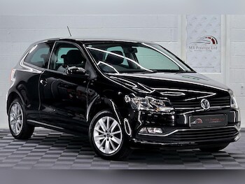 Used Volkswagen Polo 2015 for sale - 78667419: Photo