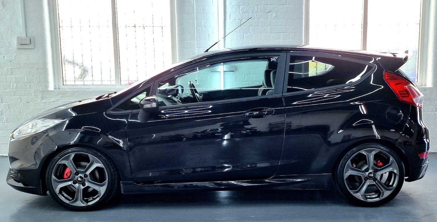 Used Ford Fiesta 2014 for sale - 76689580: Photo 21