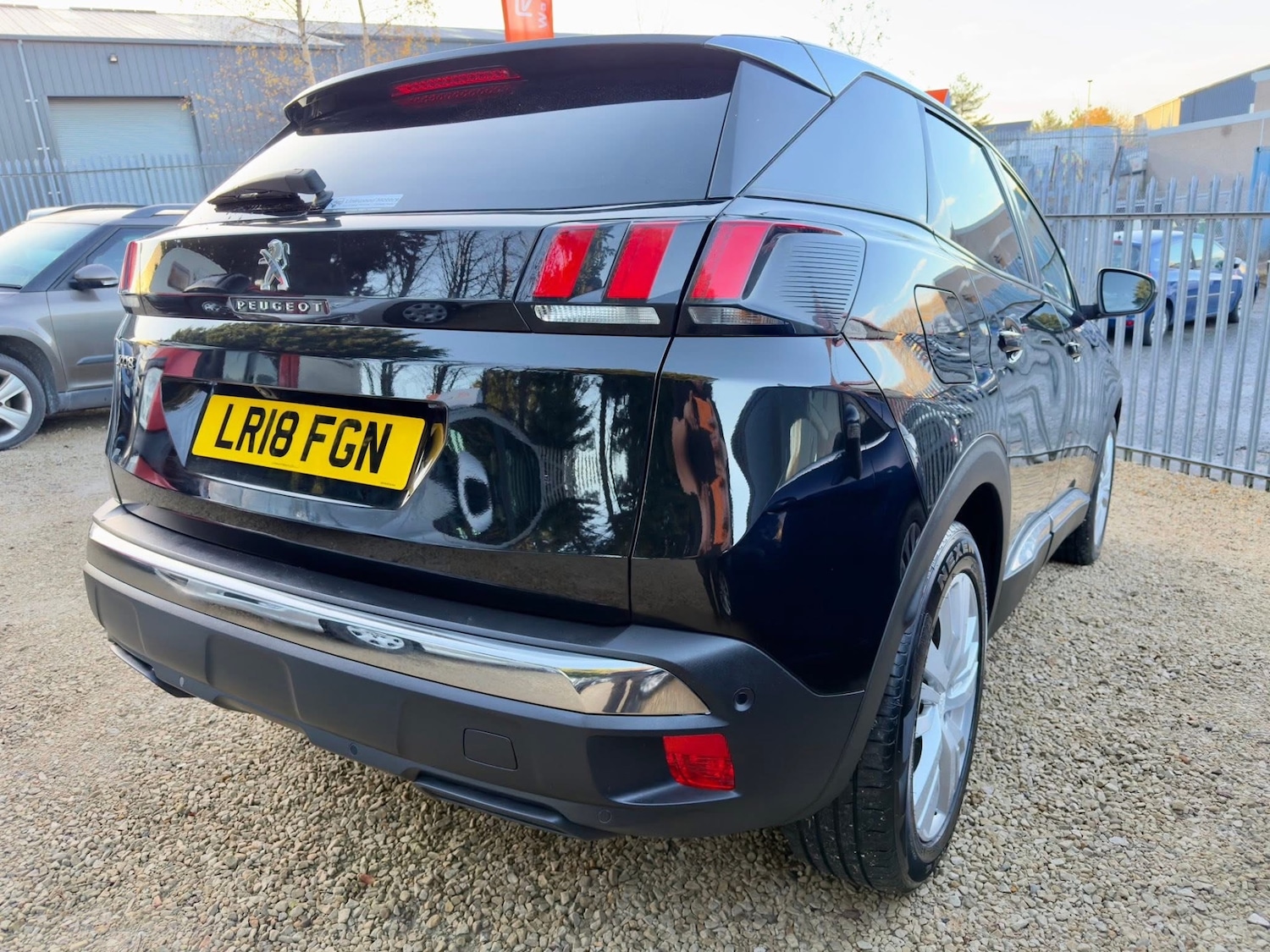 Used Peugeot 3008 2018 for sale - 76756875: Photo 6