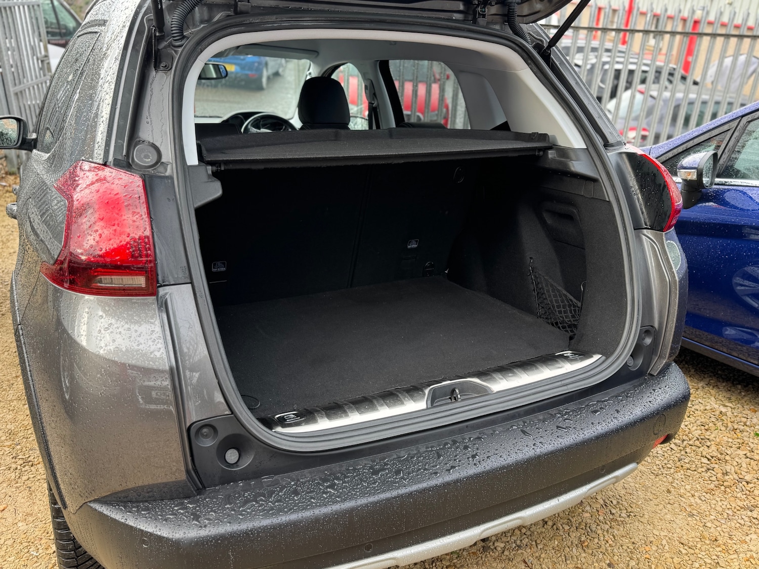 Used Peugeot 2008 2017 for sale - 76497084: Photo 10