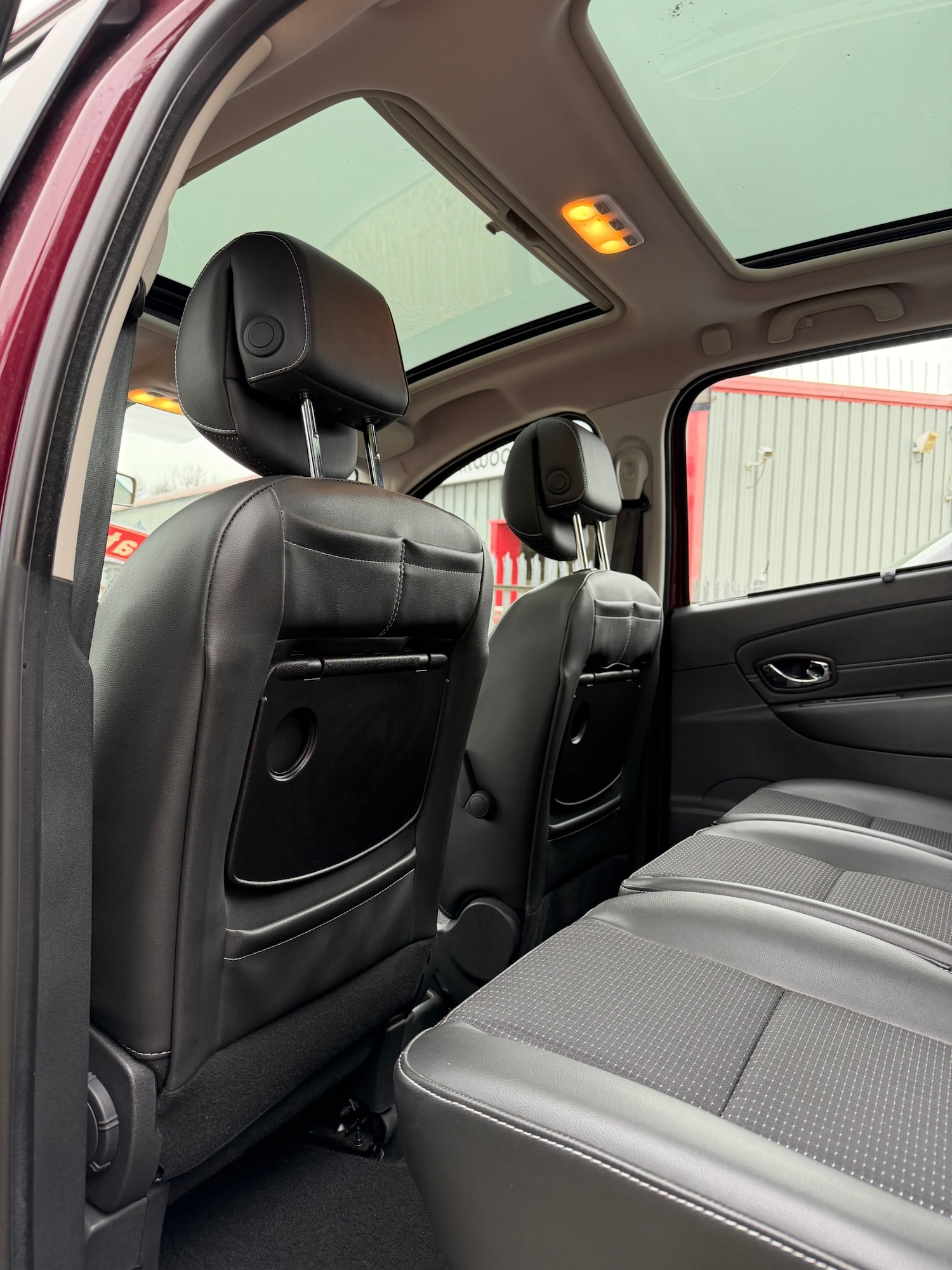 Used Renault Scenic 2013 for sale - 77394928: Photo 12