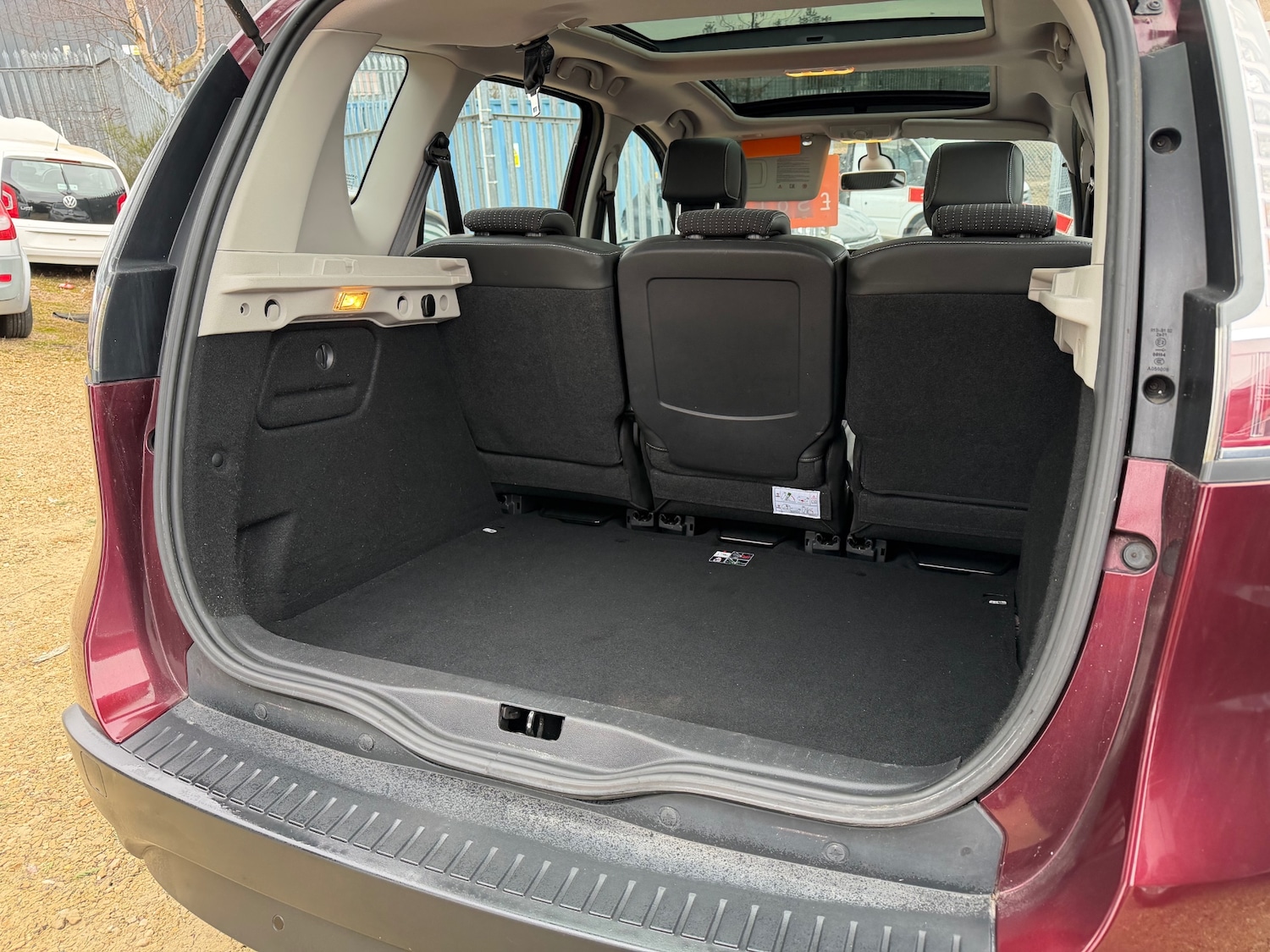 Used Renault Scenic 2013 for sale - 77394928: Photo 13