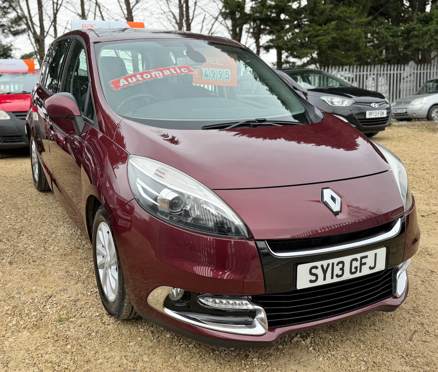 Used Renault Scenic 2013 for sale - 77394928: Photo 2