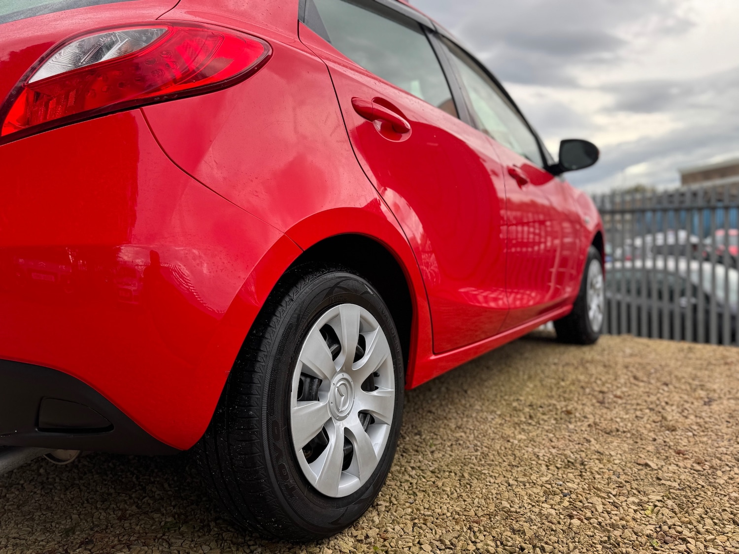 Used Mazda Mazda2 for sale - 76494991: Photo 5