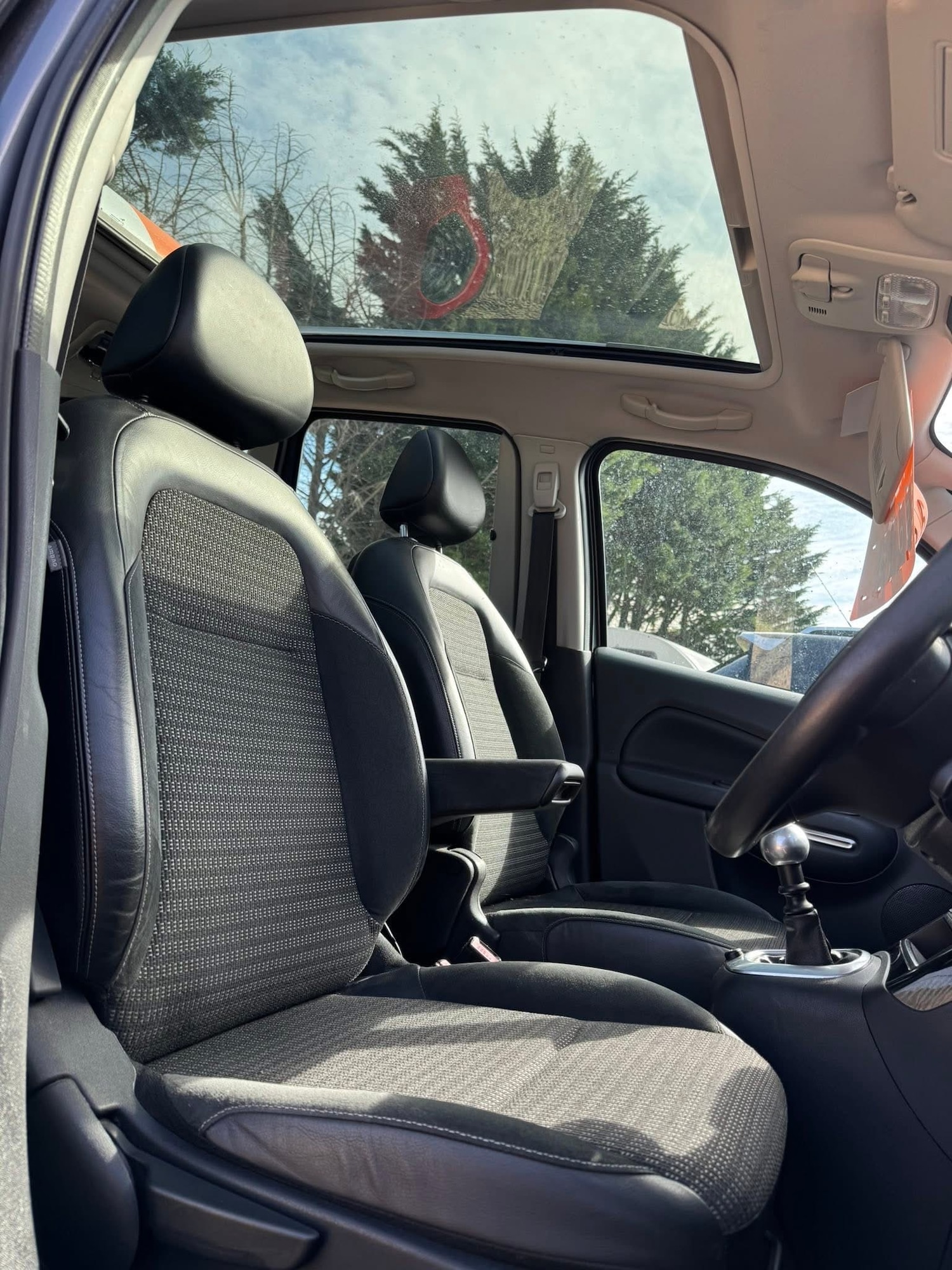 Used Citroen C3 Picasso 2011 for sale - 77241842: Photo 19