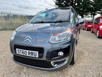 Used Citroen C3 Picasso 2011 for sale - 77241842: Photo