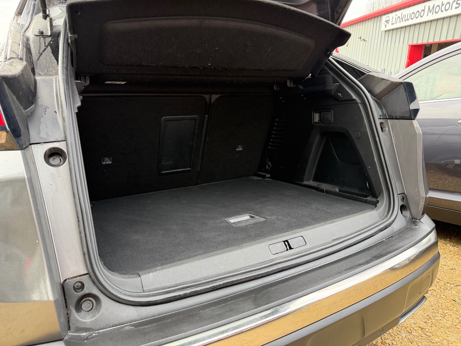 Used Peugeot 3008 2019 for sale - 77610349: Photo 11