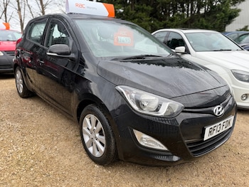 Used Hyundai i20 2013 for sale - 77610354: Photo