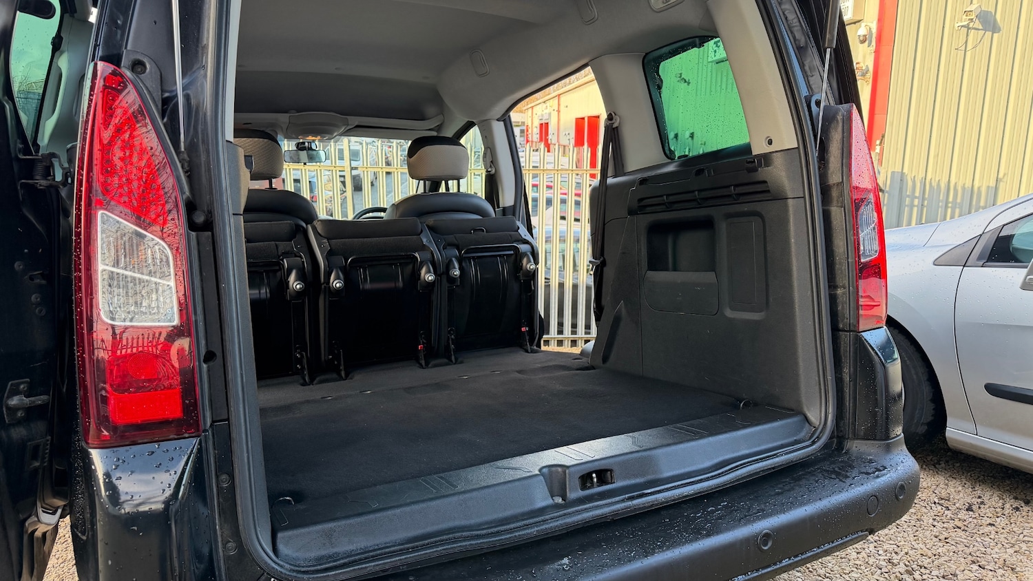 Used Citroen Berlingo Multispace 2015 for sale - 76971115: Photo 15