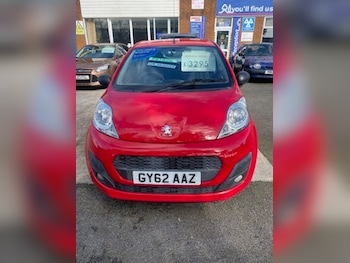 2012 (62) - 1.0 Active 3dr