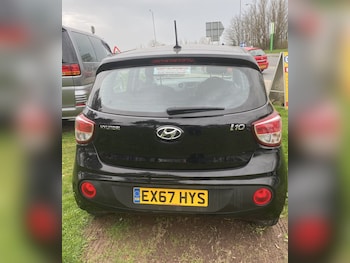 Used Hyundai i10 2017 for sale - 77759304: Photo