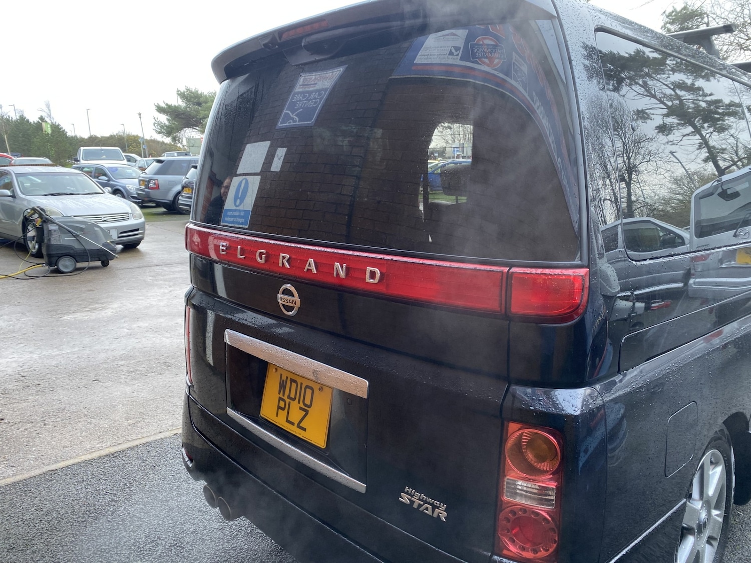 Used Nissan Elgrand 2010 for sale - 77504387: Photo 3
