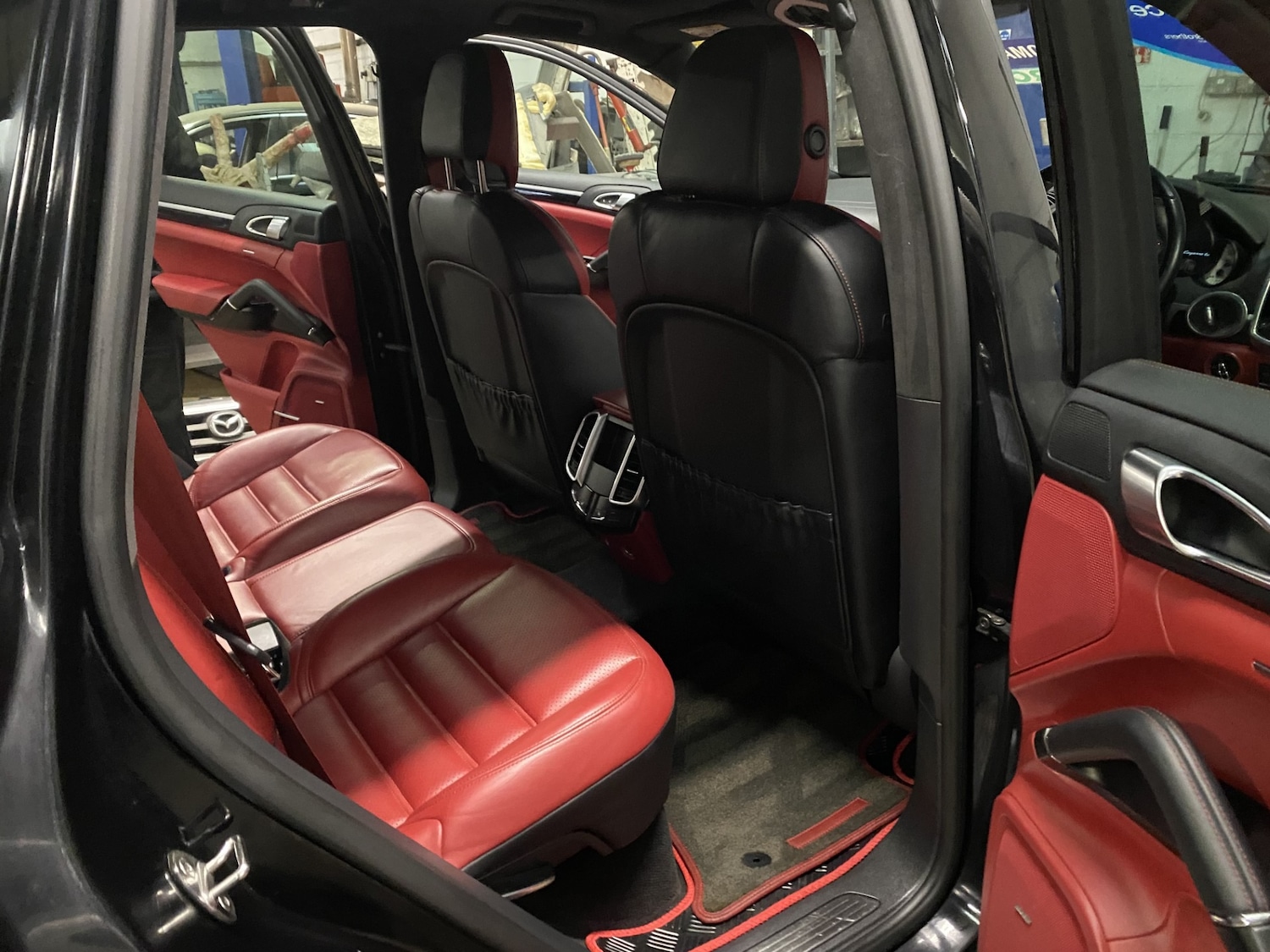 Used Porsche Cayenne 2014 for sale - 77518590: Photo 6