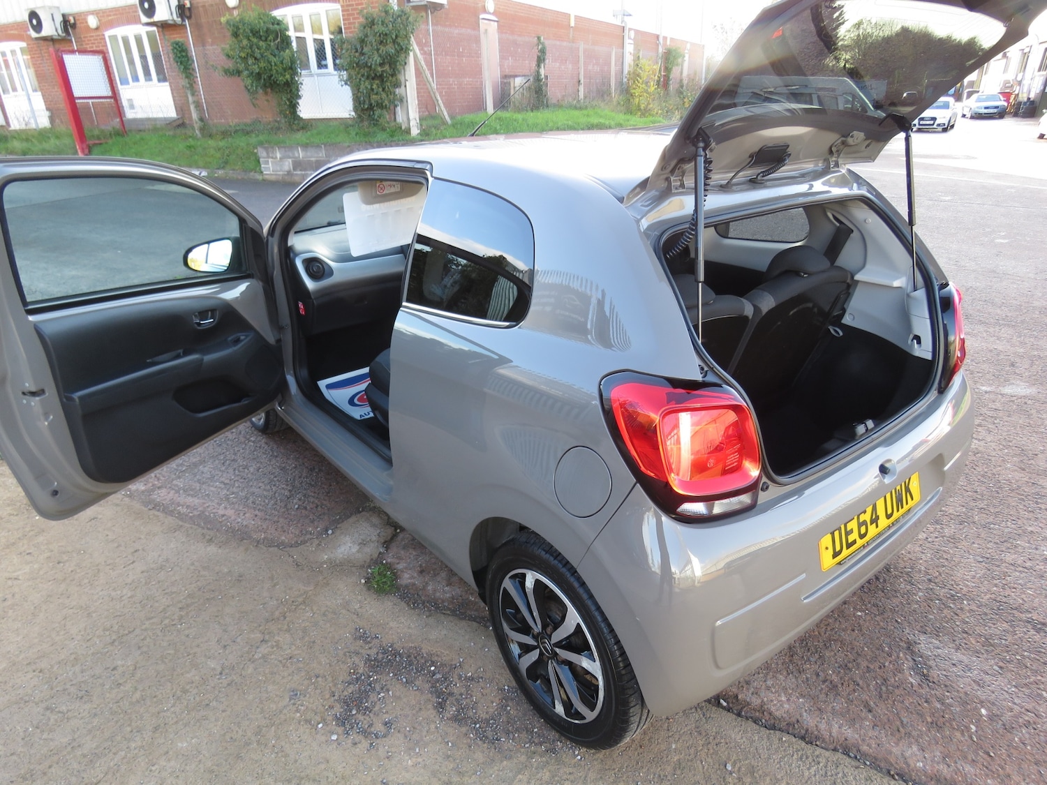 Used Citroen C1 2014 for sale - 76430636: Photo 26
