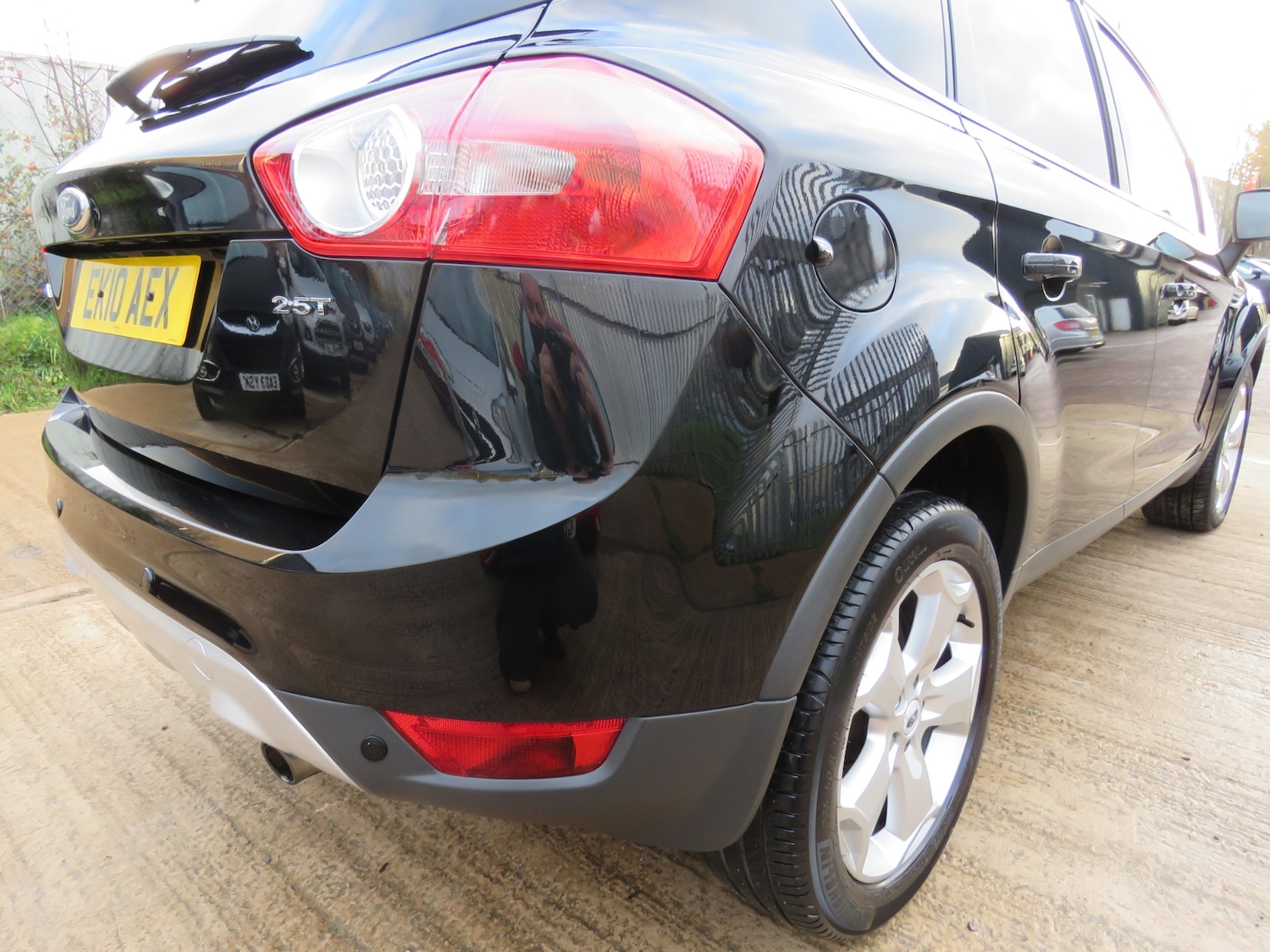 Used Ford Kuga 2010 for sale - 76896490: Photo 14