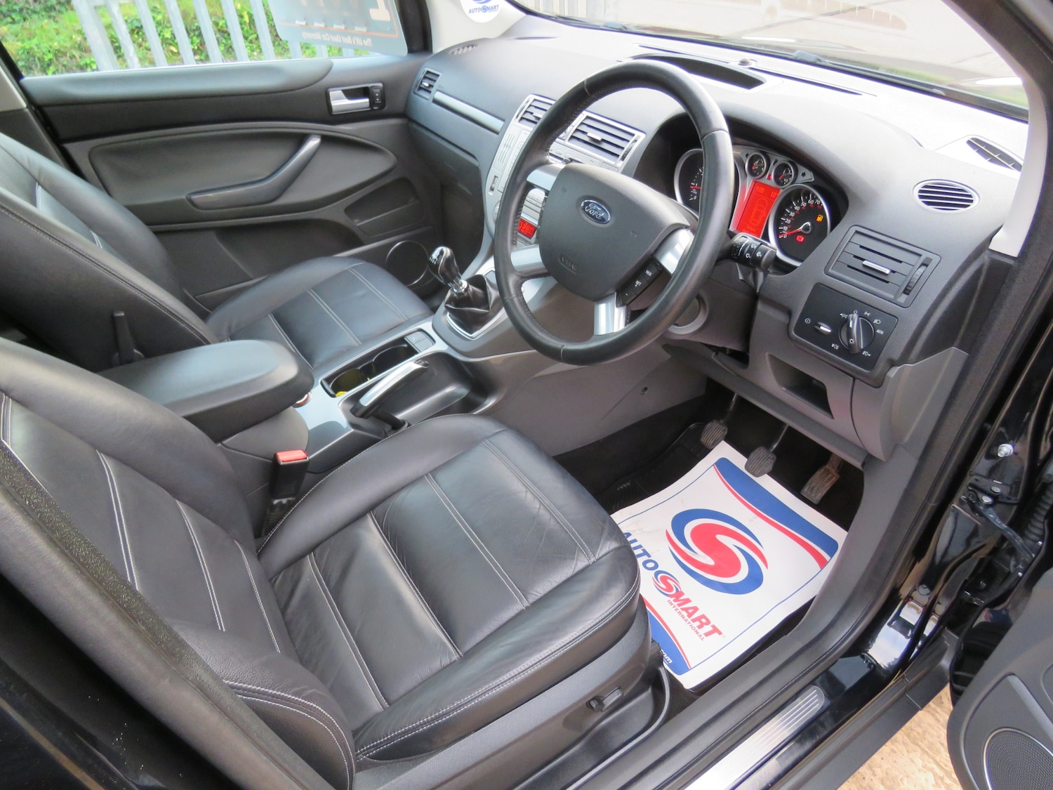 Used Ford Kuga 2010 for sale - 76896490: Photo 15