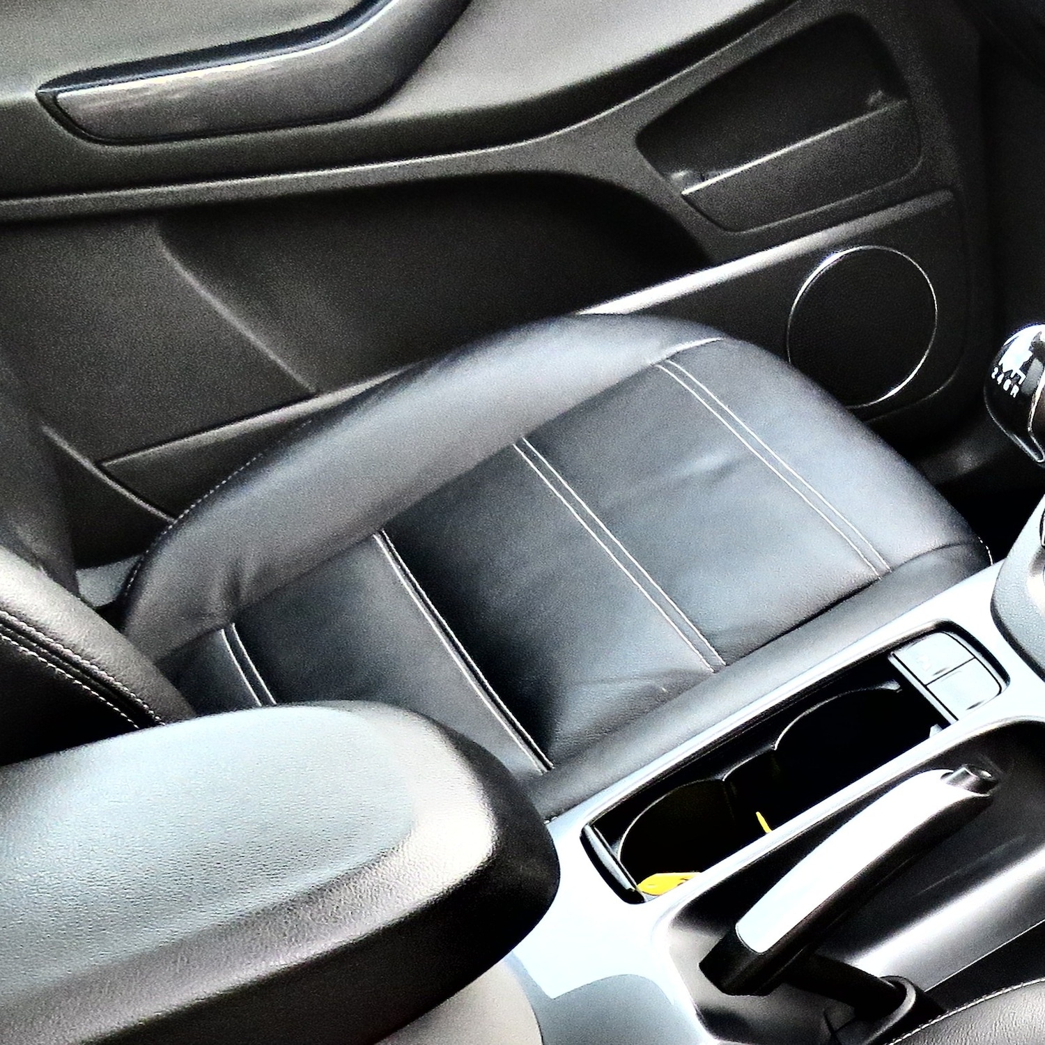 Used Ford Kuga 2010 for sale - 76896490: Photo 17