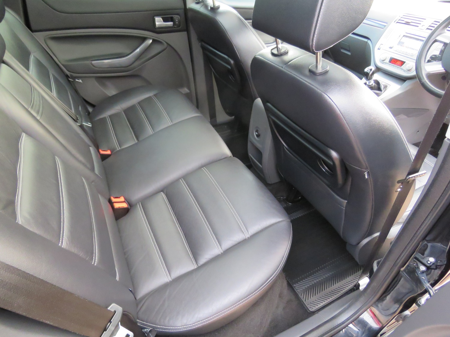 Used Ford Kuga 2010 for sale - 76896490: Photo 20