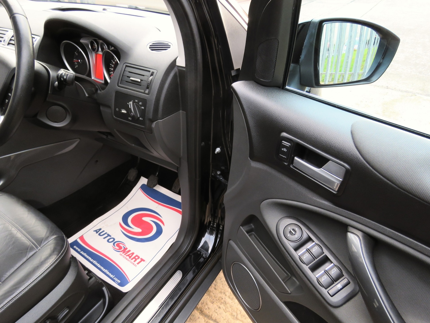 Used Ford Kuga 2010 for sale - 76896490: Photo 27