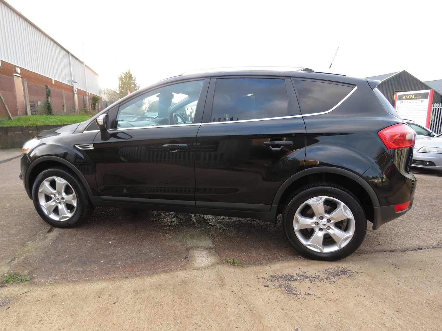 Used Ford Kuga 2010 for sale - 76896490: Photo 38