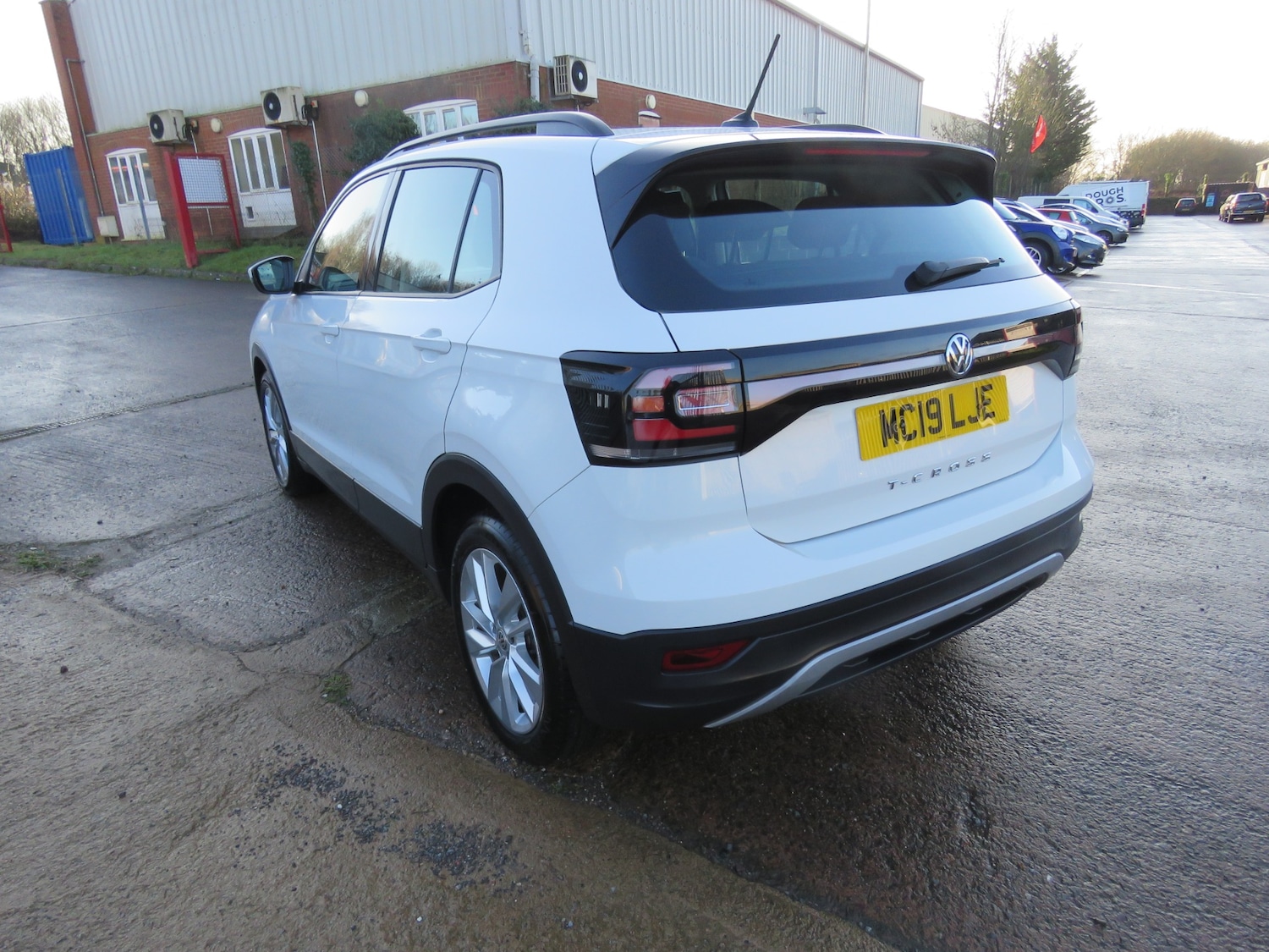 Used Volkswagen T-Cross 2019 for sale - 77431652: Photo 4