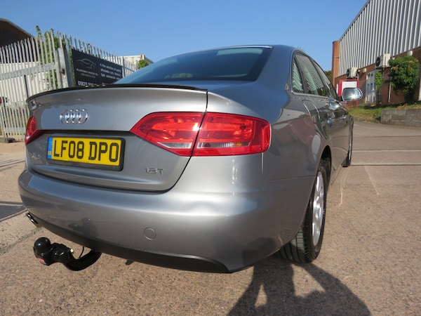 Used Audi A4 2010 for sale - 75558997: Photo 10