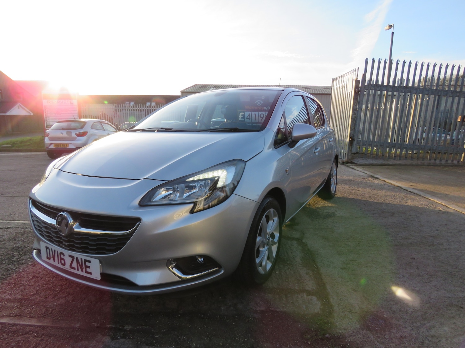 Used Vauxhall Corsa 2016 for sale - 76796641: Photo 2