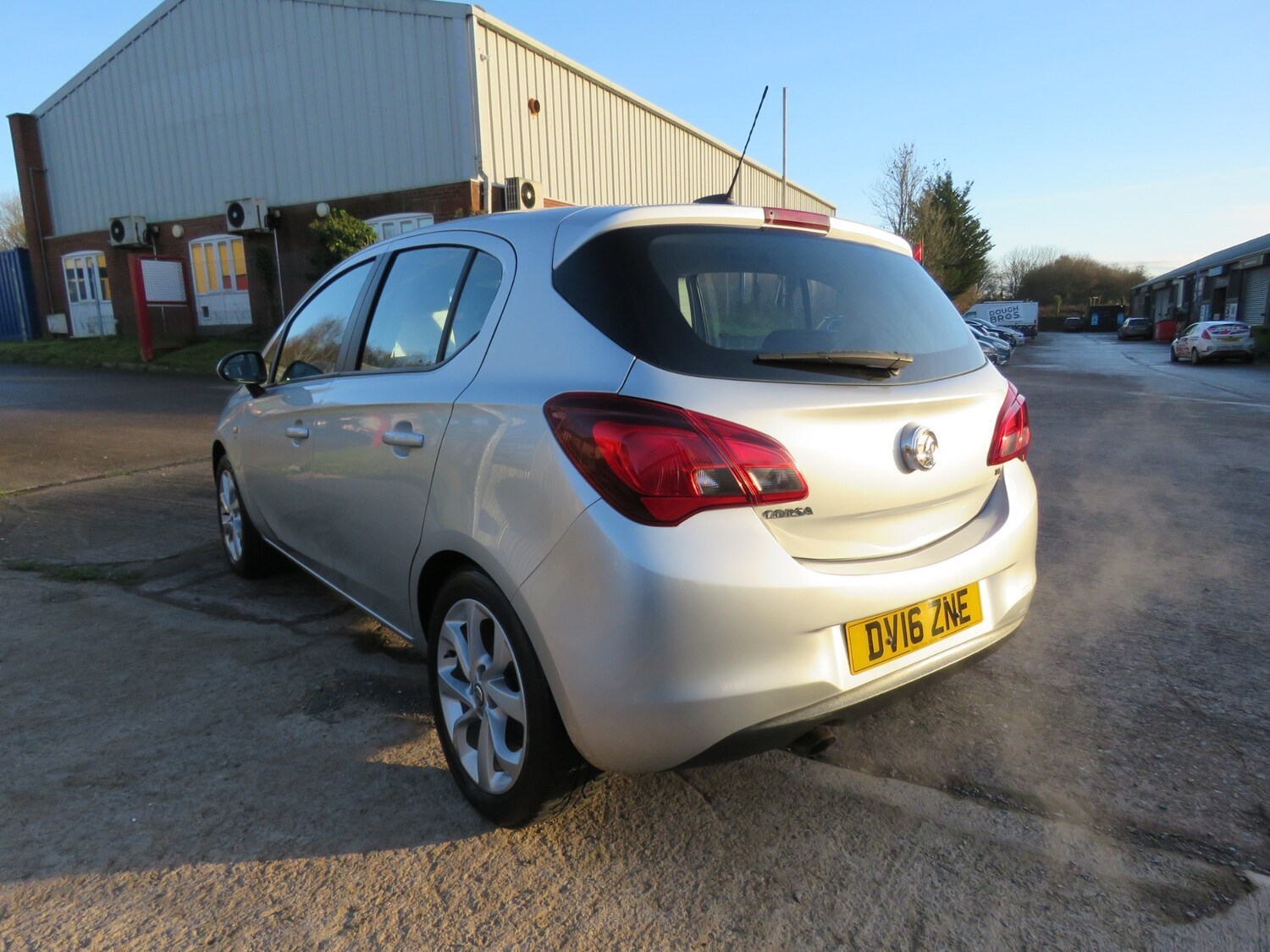 Used Vauxhall Corsa 2016 for sale - 76796641: Photo 4