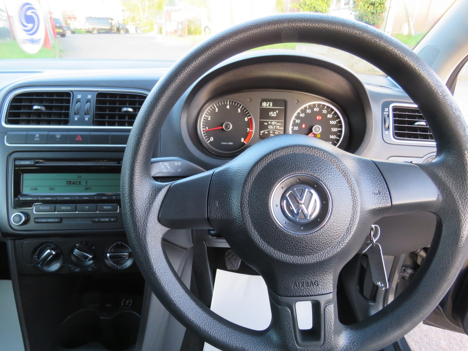 Used Volkswagen Polo 2010 for sale - 78182743: Photo 19