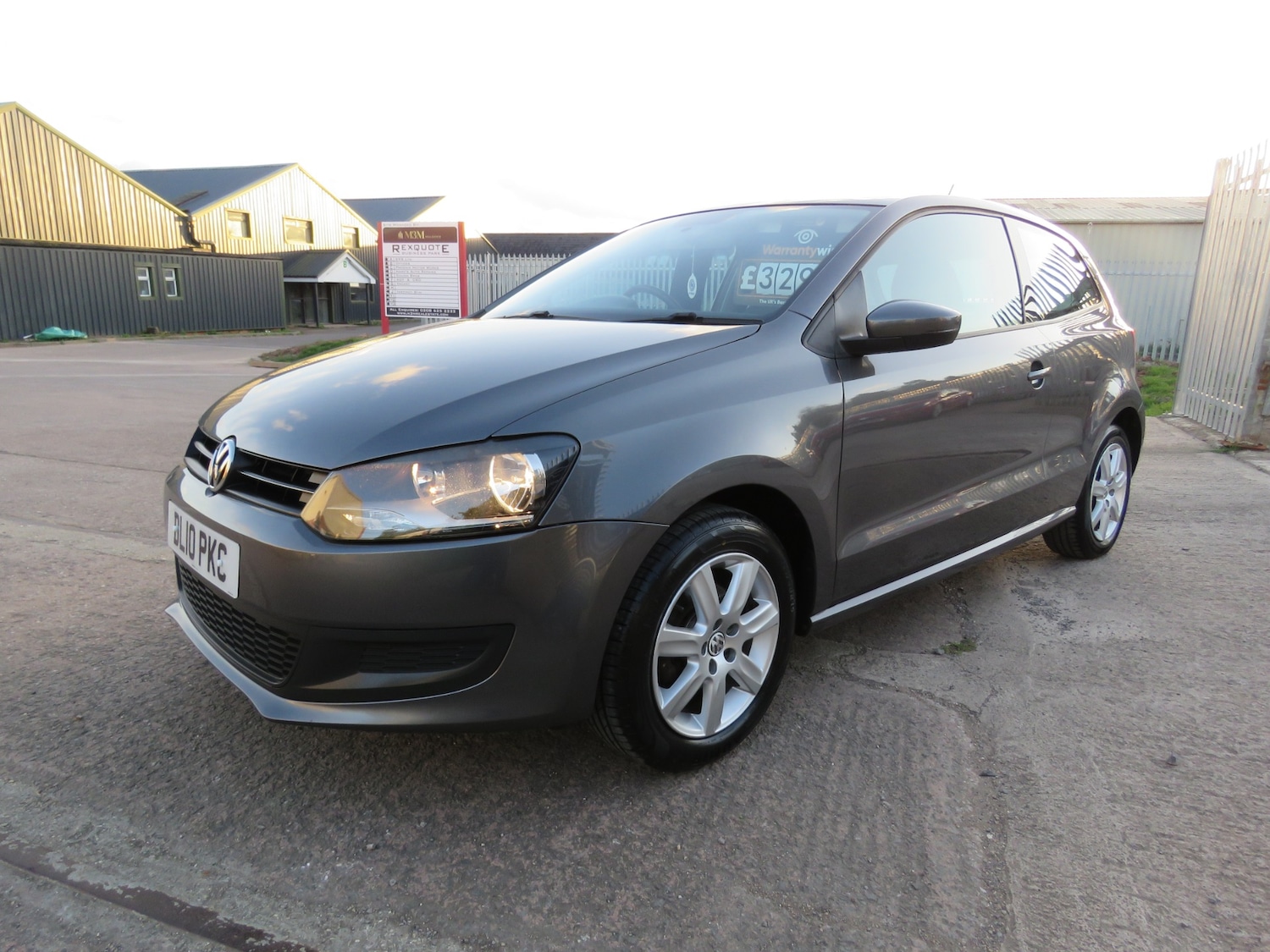 Used Volkswagen Polo 2010 for sale - 78182743: Photo 2