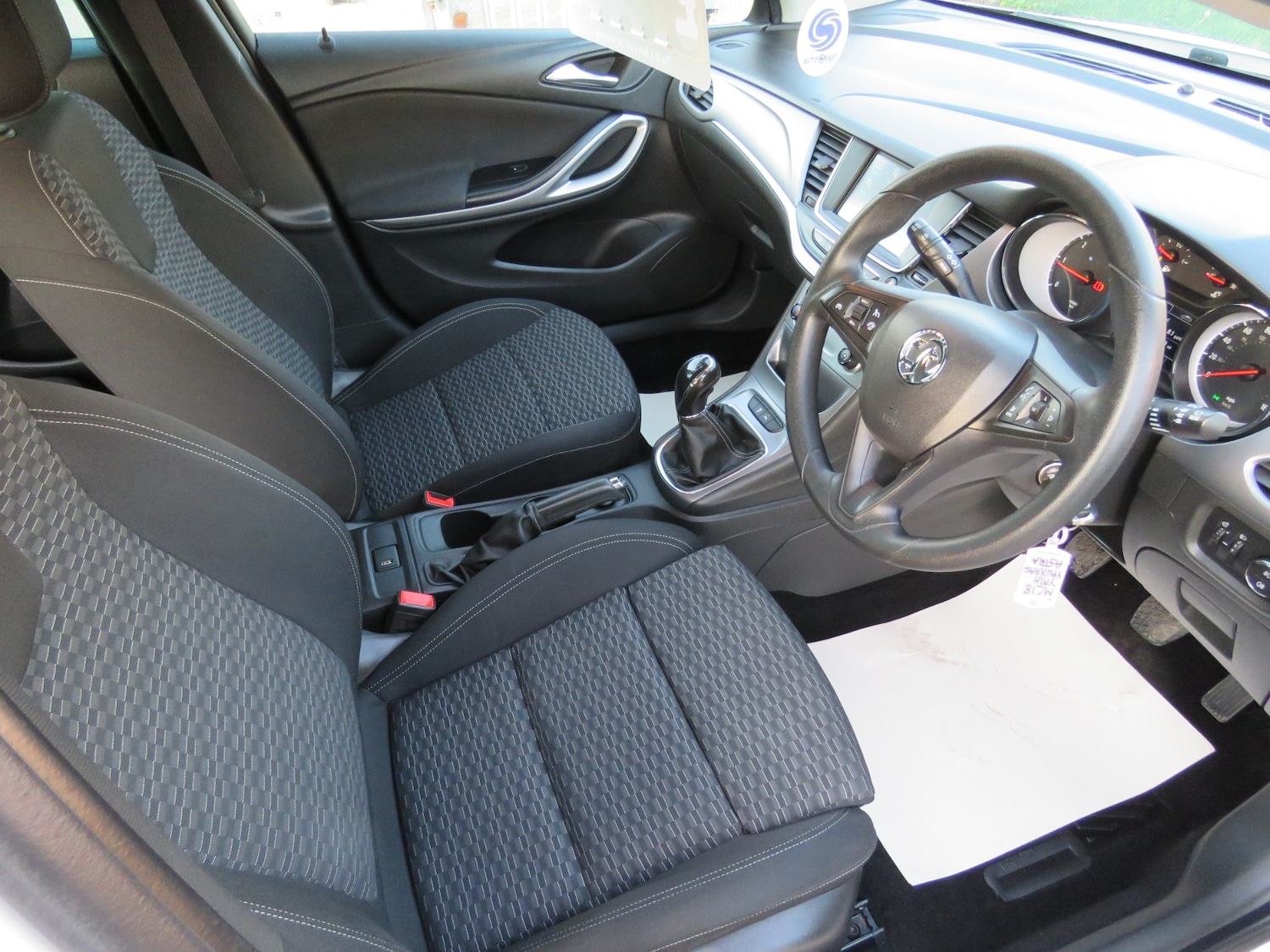 Used Vauxhall Astra 2018 for sale - 77951644: Photo 12