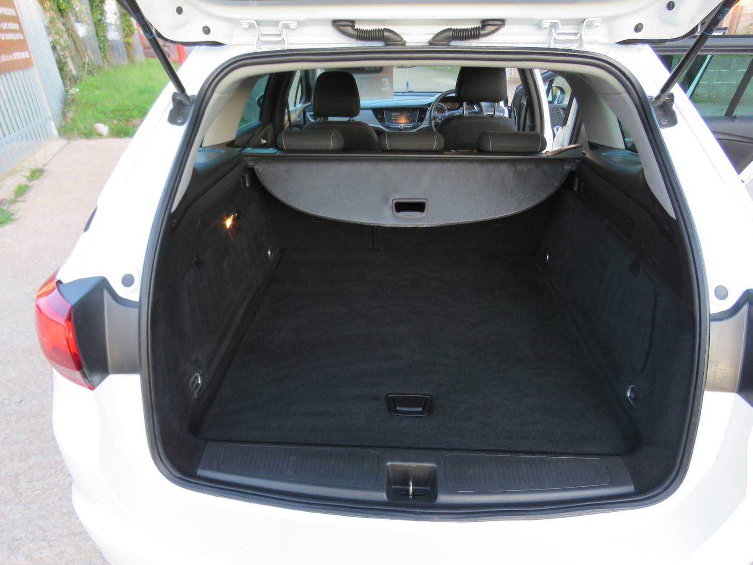 Used Vauxhall Astra 2018 for sale - 77951644: Photo 17